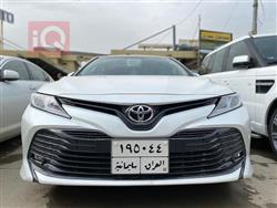 تۆیۆتا کامری